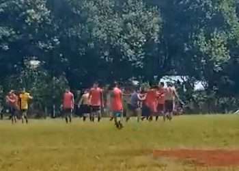 Rogue referee stabs footballer during Sunday league scuffle