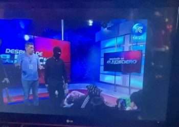 Gangsters storm live TV broadcast with machine guns and dynamite