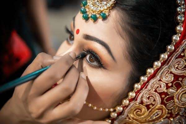 TLG Photography Makeup Announces Launch of Asian Wedding Photography, Bridal Makeup, and Bridal Mehndi Services in Manchester