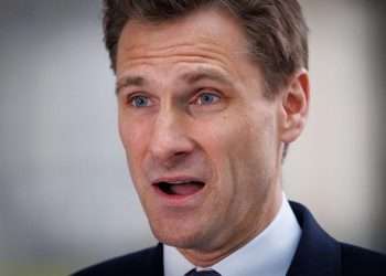 Chris Philp claim Britain needs better ‘work ethic’ slammed by Labour, Lib Dems