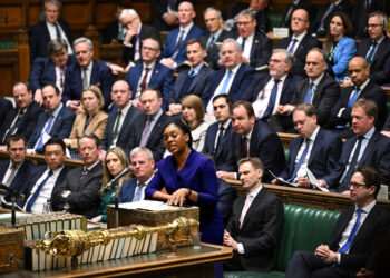 PMQs verdict: Kemi Badenoch, belatedly, picks the right battle
