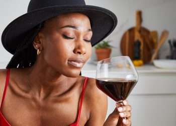 The new ‘bird wine’ that’s set to be as big as ‘chicken wine’ in 2025 – amateur sommeliers say it’s ‘insanely delicious’