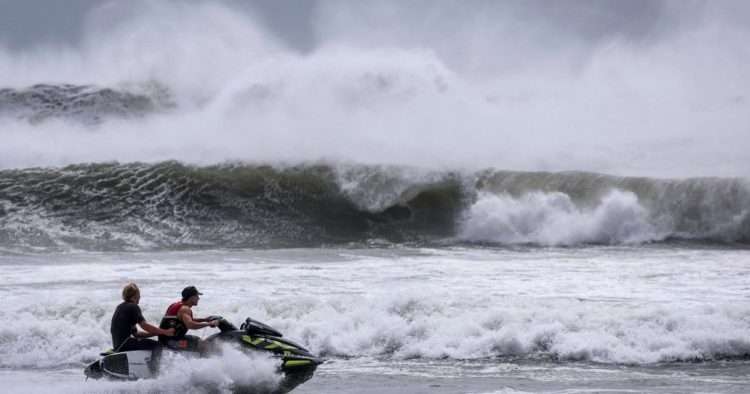 How to track Cyclone Alfred as storm nears Australian coast