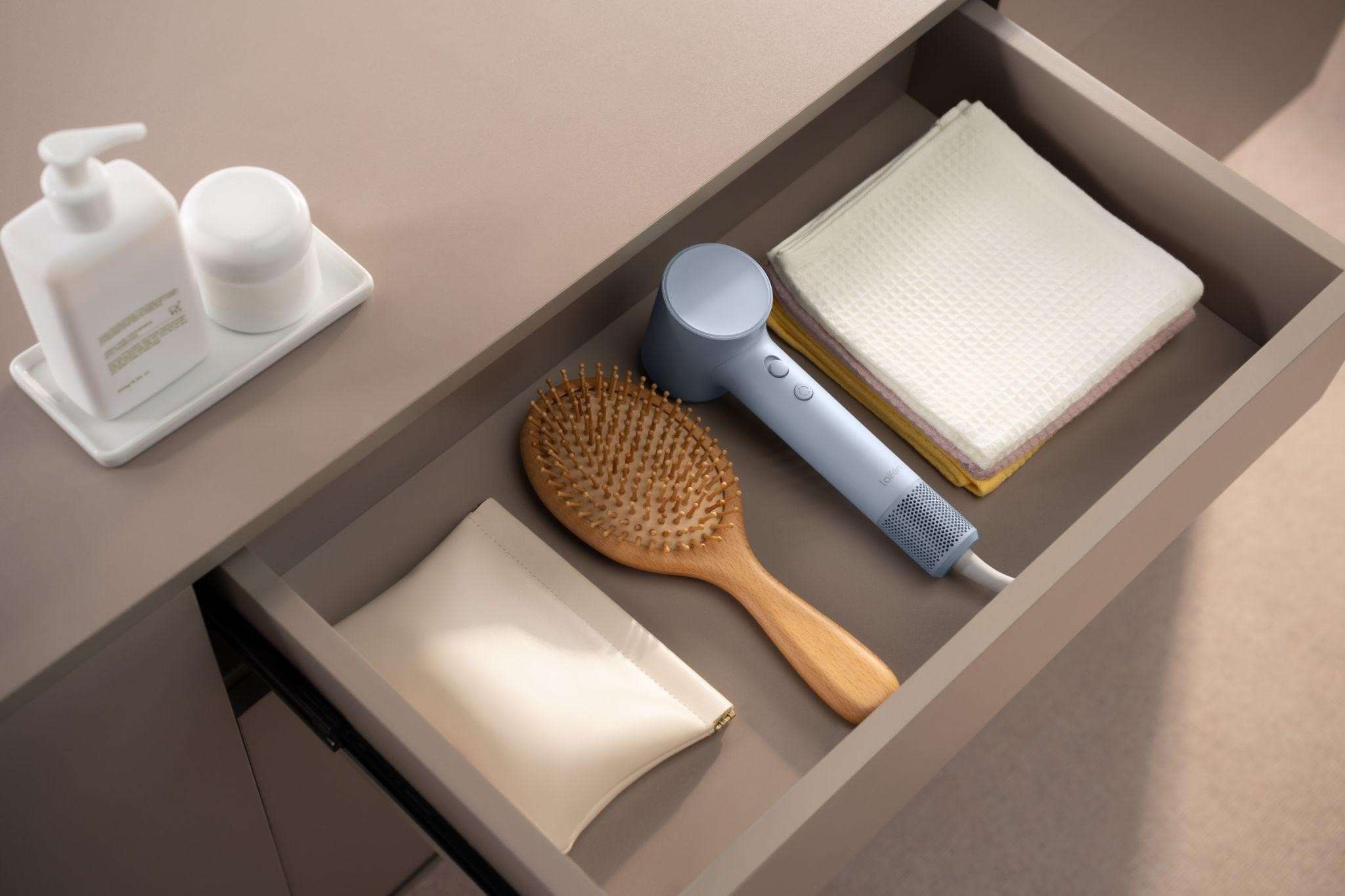 Why Every Traveler Is Switching to Mini Hair Dryers