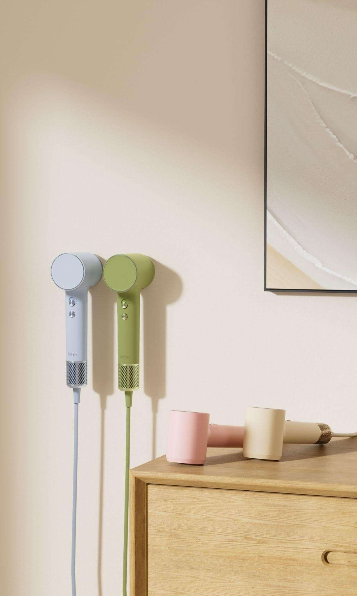 Why Every Traveler Is Switching to Mini Hair Dryers