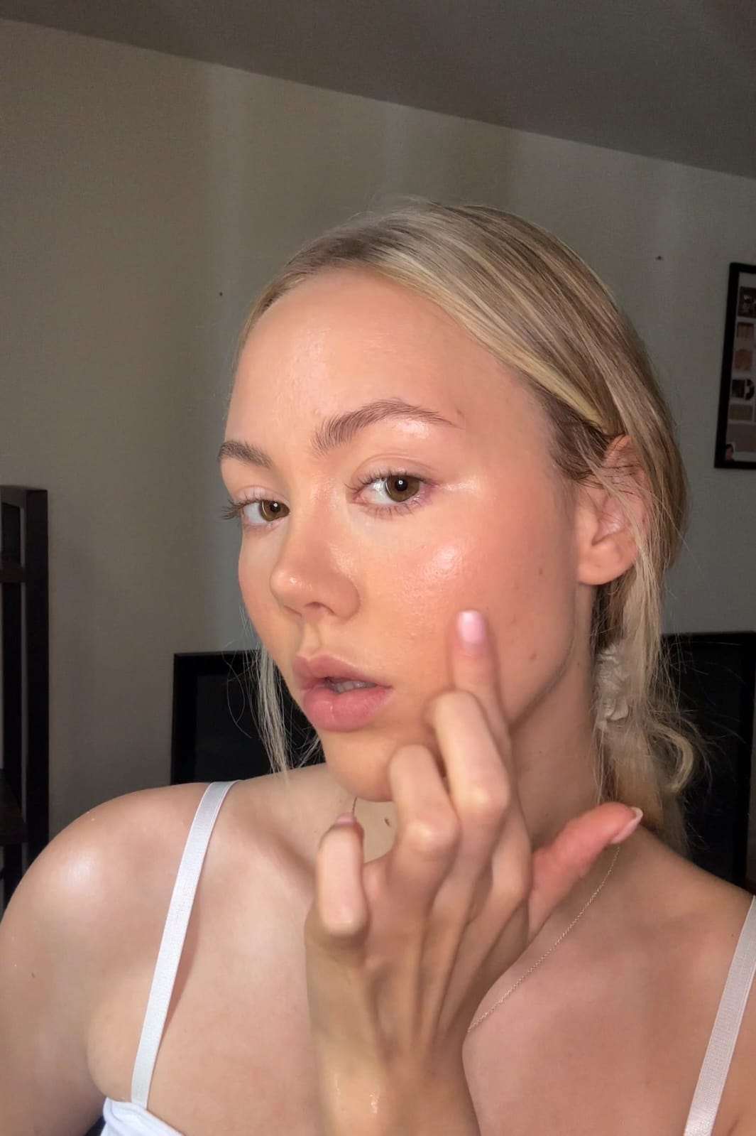 Aimelisz Introduces Hydrating Glow Cleanser for Dry and Dehydrated Skin
